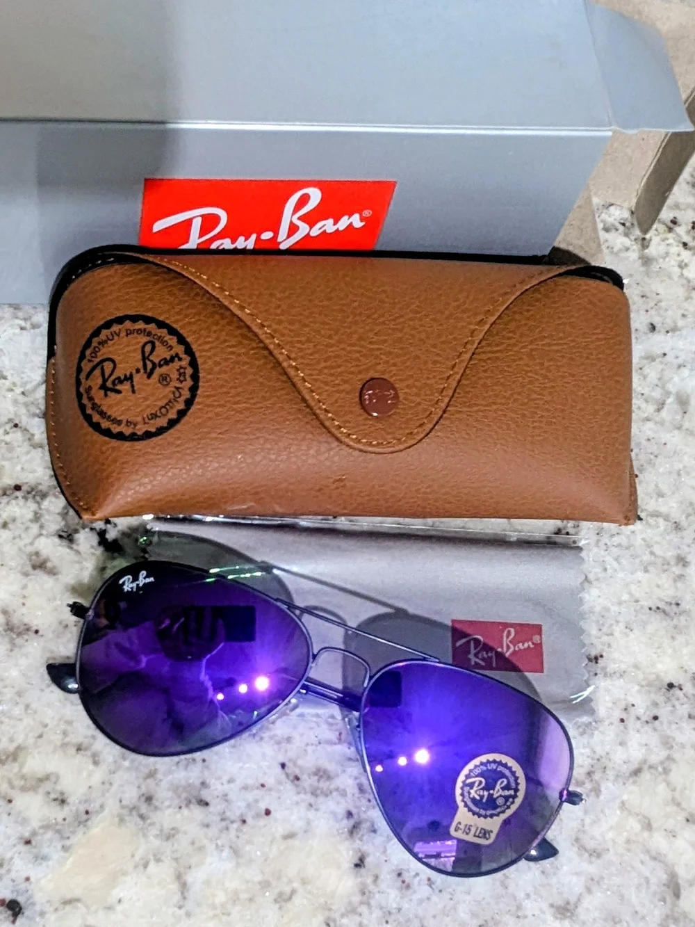 Ray-Ban Men’s Or Womens Black Aviator Sunglasses, Iridescent Green-Purple Lenses
